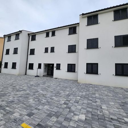 Apartmani M&L I M&J Malinska Exteriér fotografie