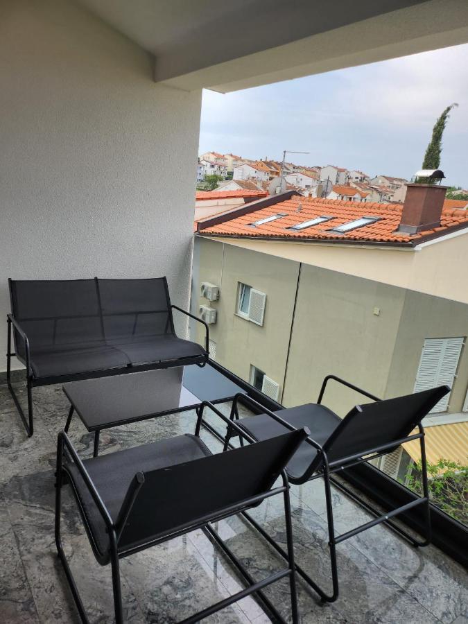 Apartmani M&L I M&J Malinska Exteriér fotografie
